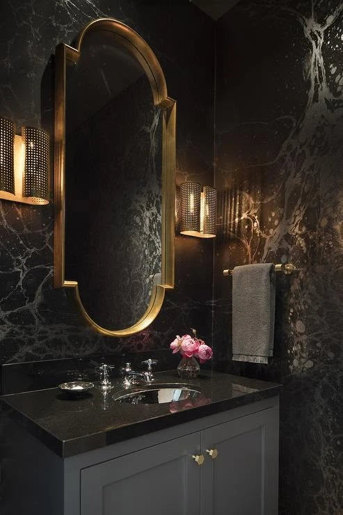 Mirrors & mirror cabinets