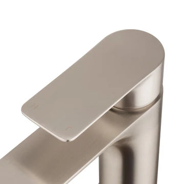 VOG Series Short Basin Mixer