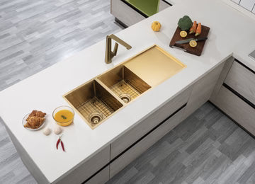 1160 Hand-Made Kitchen Sink