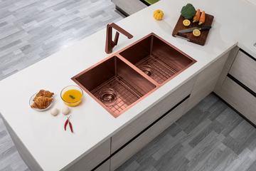 770 Hand-Made Kitchen Sink